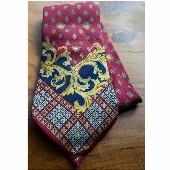 Versace Handmade Elegant Red & Gold Men's Tie